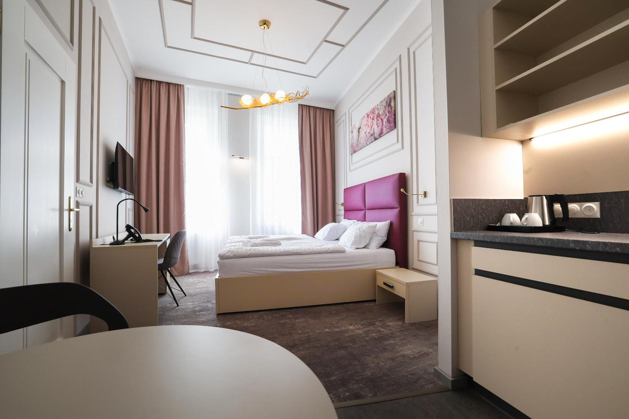 Boutique Hotel Ambiente ****+ Карлові Вари Екстер'єр фото