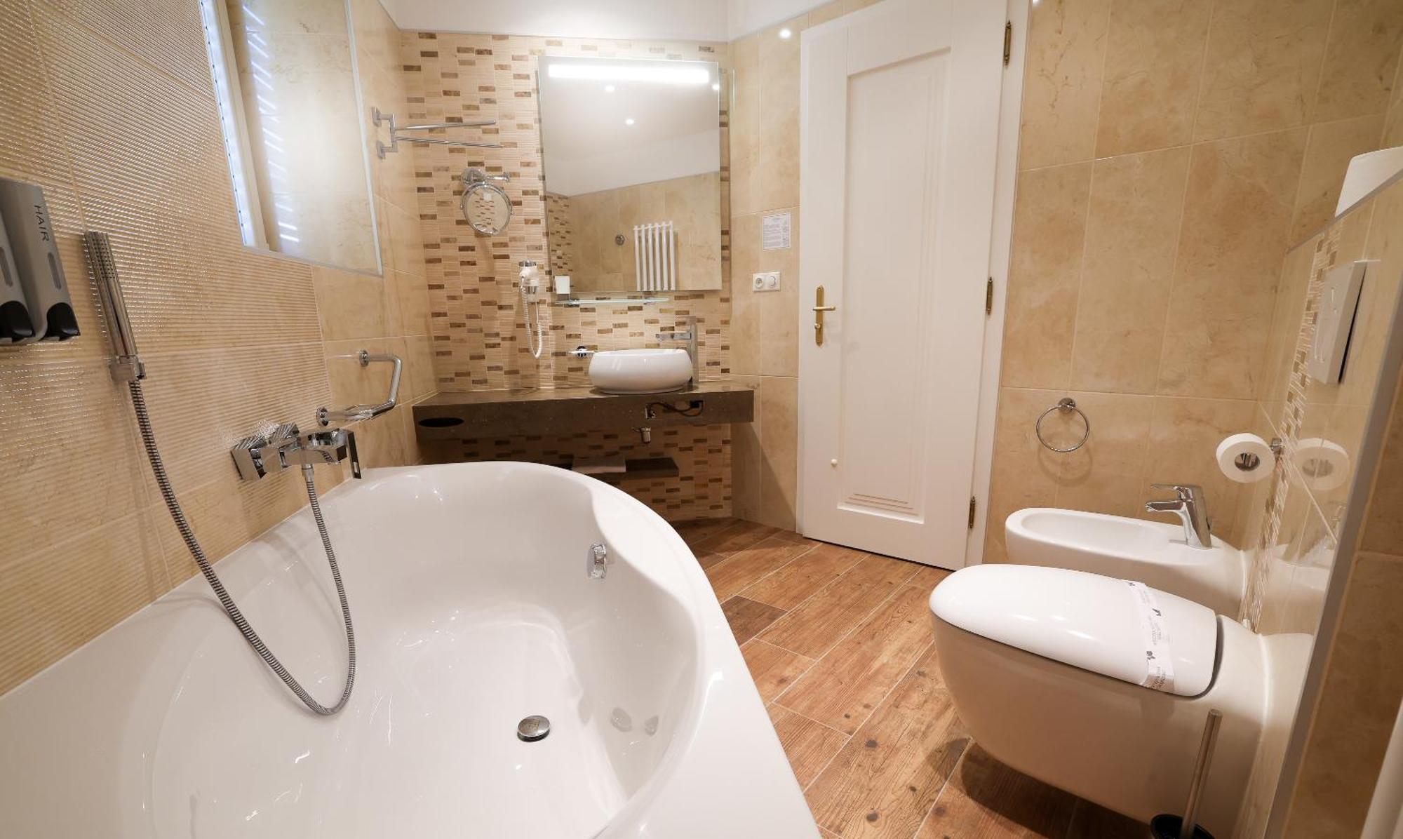 Boutique Hotel Ambiente ****+ Карлові Вари Екстер'єр фото