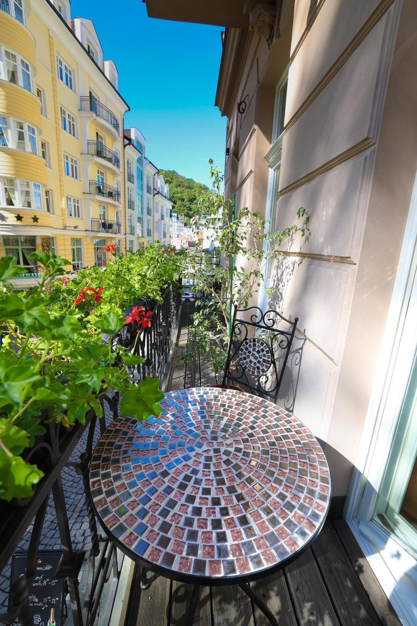 Boutique Hotel Ambiente ****+ Карлові Вари Екстер'єр фото